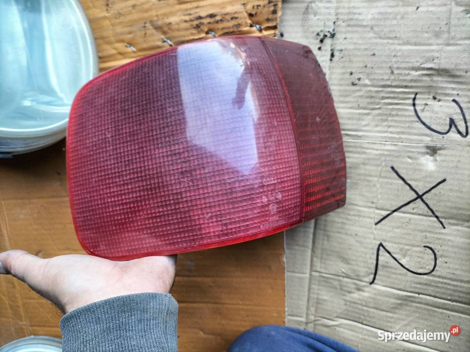 Audi 100 C4 A6 S6 C4 LAMPA TYŁ TYLNA LEWA Kamień-Kolonia