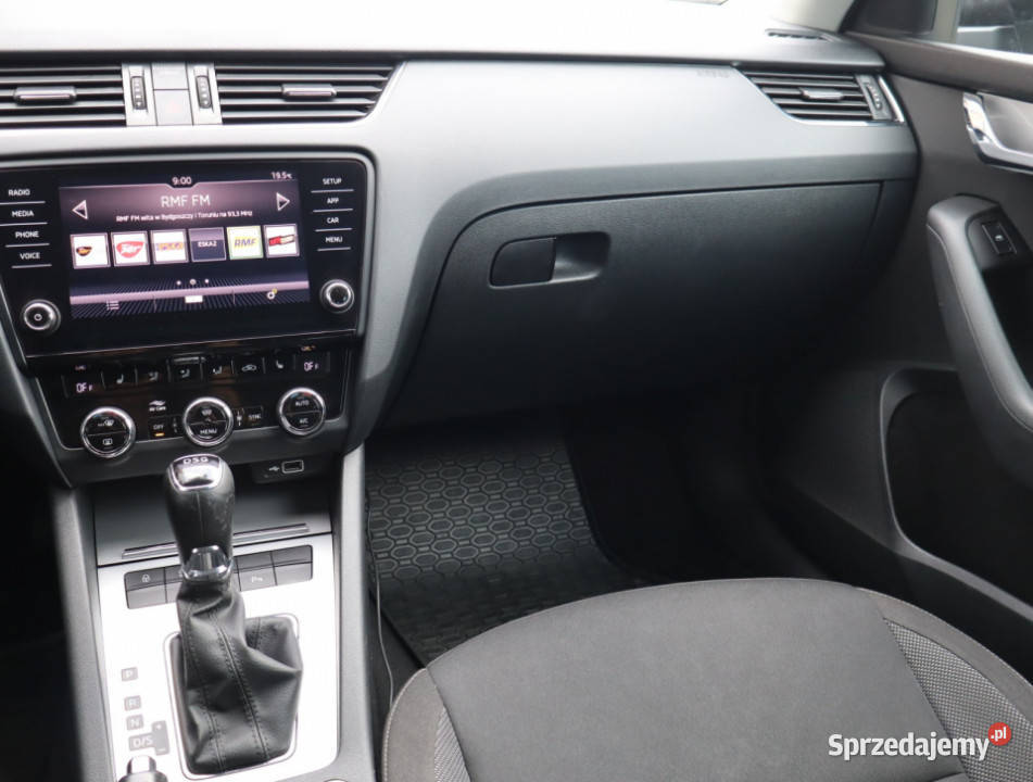 Skoda Octavia 20 TDI światła do jazdy dziennej mazowieckie Piaseczno