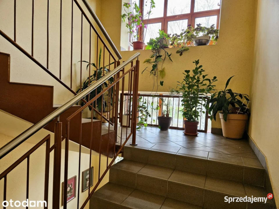 3 Pokoje II piętro Balkon 60m2 Kameralne osiedle Sprzedaż Ustka sprzedam