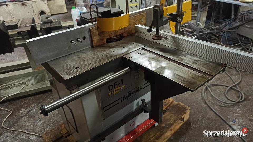 FREZARKA Z BOCZNYM STOLIKIEM JAROMA DF1 lubuskie Kłodawa