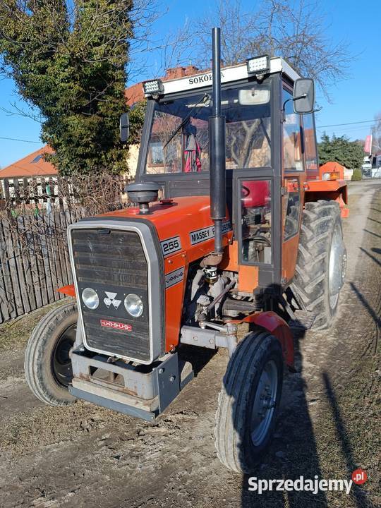Massey Ferguson 255