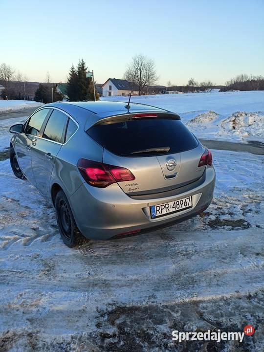 Opel Astra J 17 CDTI kupiony w Polsce Jawornik Polski