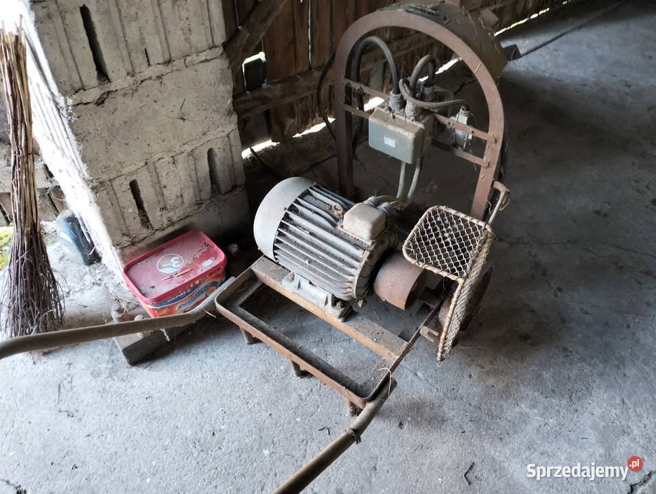 Silnik elektryczny 75 kW na wózku Wrząca