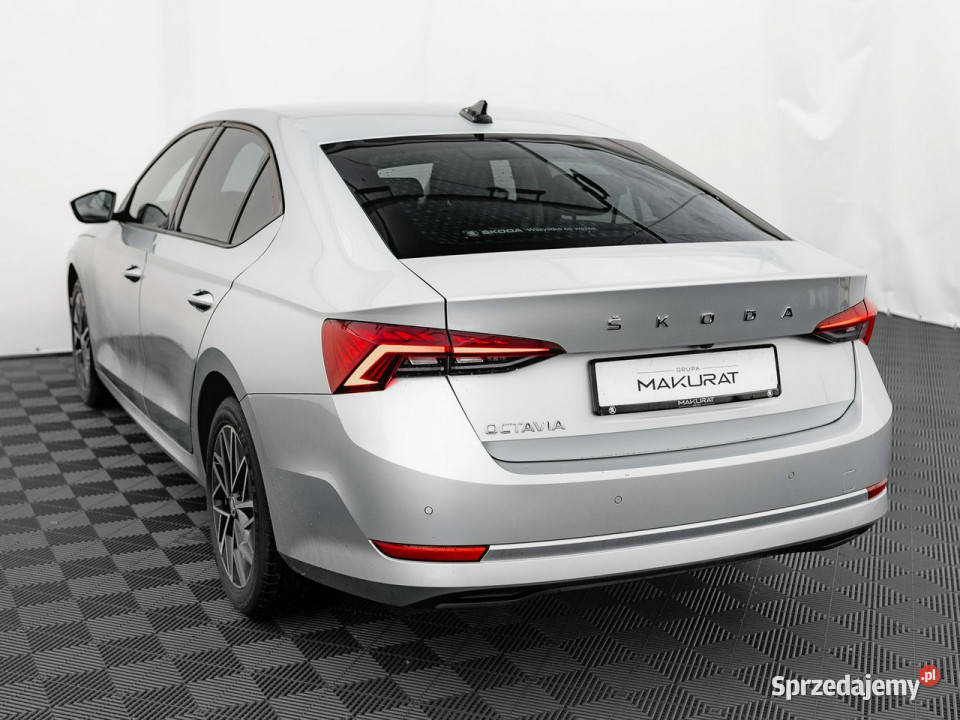 koda Octavia 15 TSI Ambition Czpark Podgrzf światła przeciwmgielne Pępowo