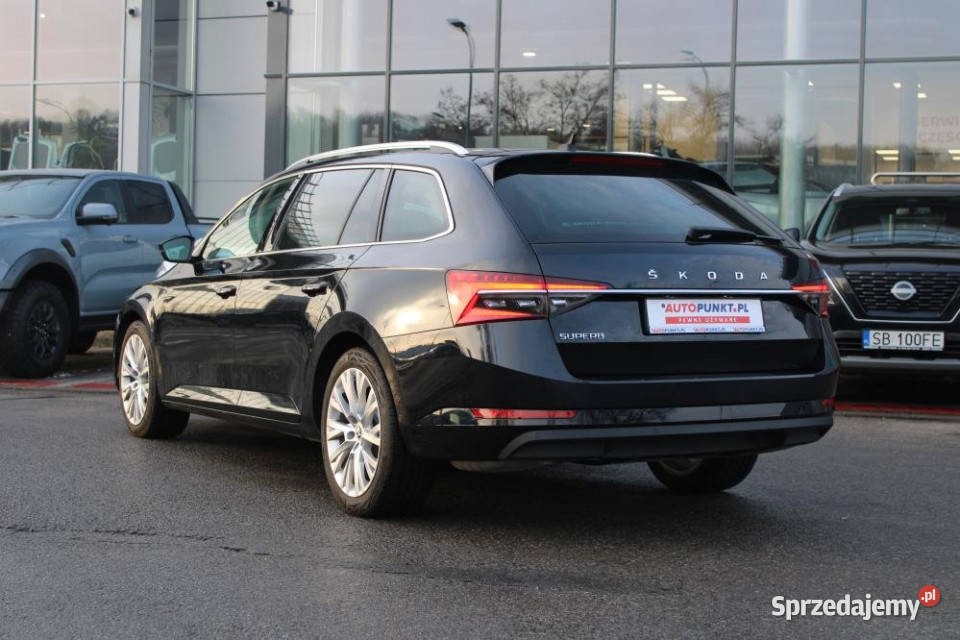 Skoda Superb 2021r salon LED Matrix el klapa