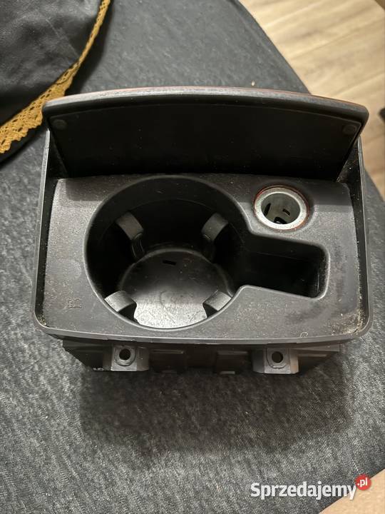 Popielniczkauchwyt na napoje Popielniczki Ostropole