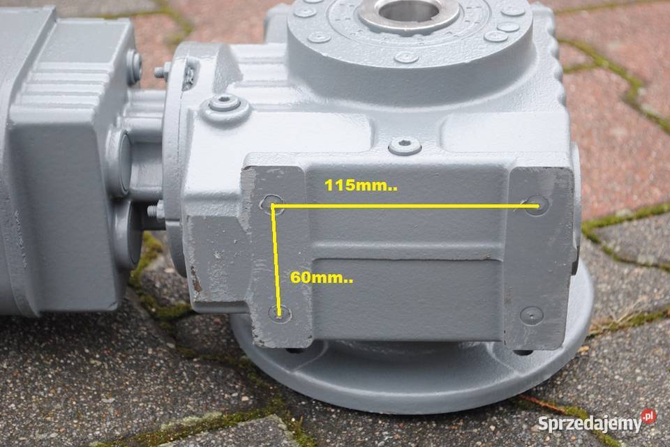 Motoreduktor kątowy 025kw 64obr z hamulcem SEW