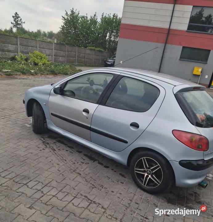 PEUGOT 206 16 16v Rok produkcji 2002 Bidziny sprzedam