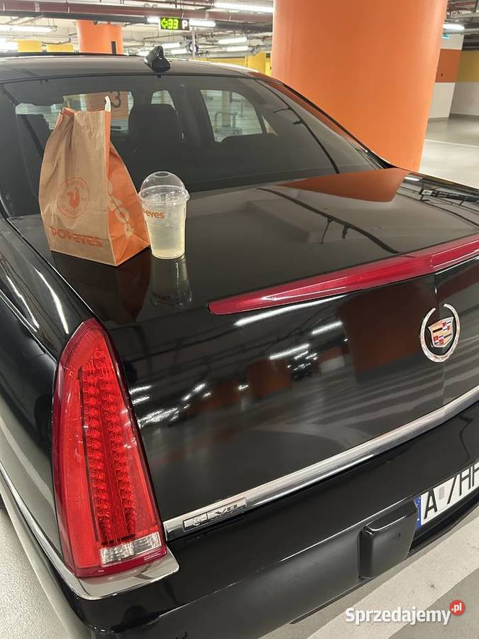 Cadillac DTS 46L V8 163300km Dębe Wielkie sprzedam