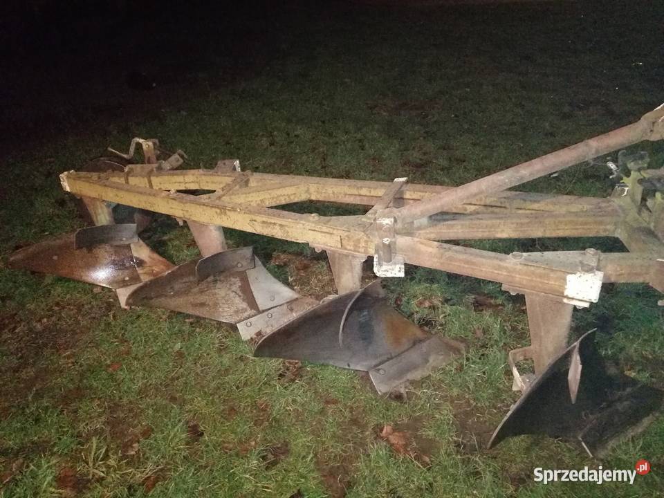 Pług 4 skibowy unia Grudziądz Pietrusy