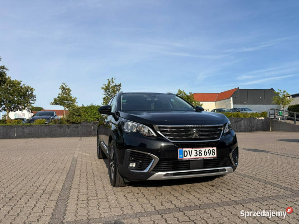 Peugeot 5008 II 2017 Sadlno