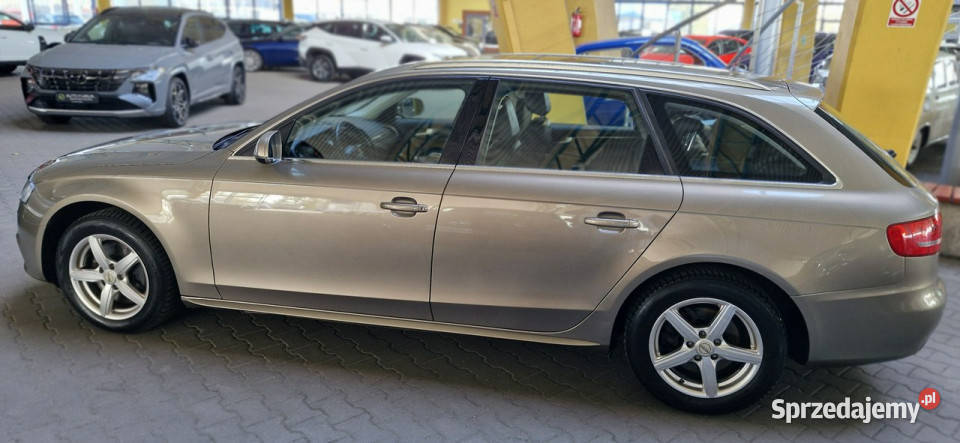Audi A4 OPIS W podanej roczna gwarancja B8 Rok produkcji 2010 Mysłowice