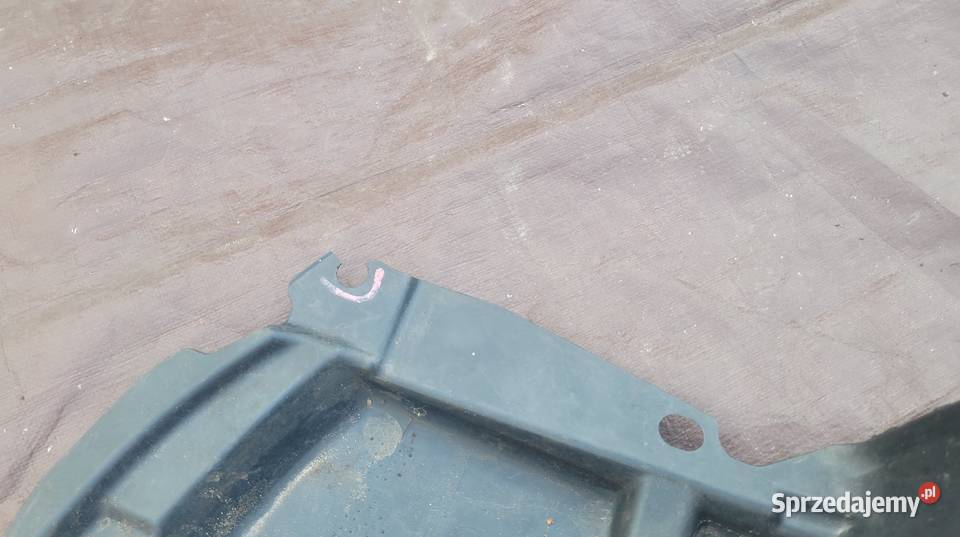 TOYOTA YARIS III LIFT OSŁONA SILNIKA PRAWA Pozostałe Części samochodowe Ruda Śląska
