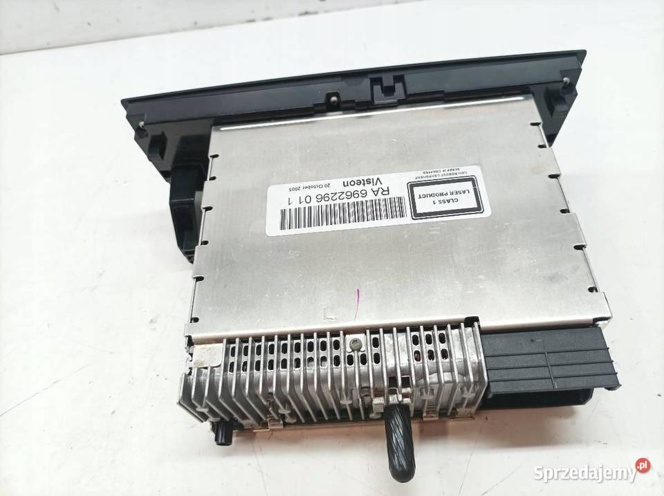 RADIO FABRYCZNE 696229601 Bmw Seria 3 V 20052012 osobowe
