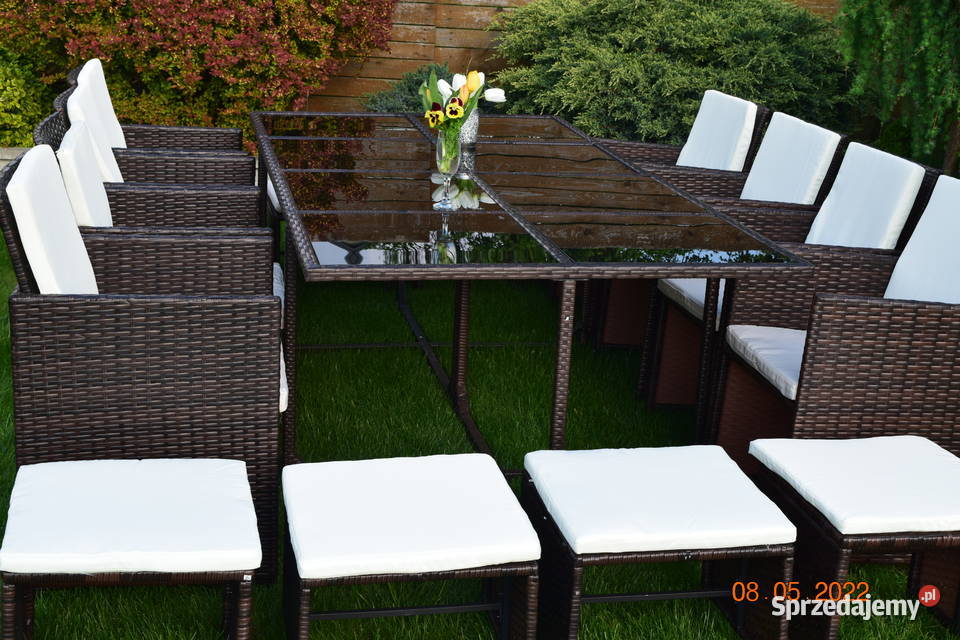 ogród zestaw mebli tulipan 8 osob 4 foteli 4 puf Meble ogrodowe Bosutów sprzedam