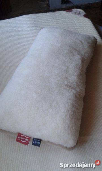 Sprzedam kołdrę i poduszkę z czystej żywej wełny Pozostałe Poznań