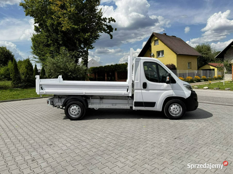 Opel Movano Wywrotka 22CDTI 140 M6 2023 r hak Motoryzacja małopolskie sprzedam