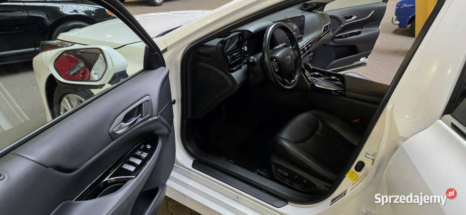 Toyota Mirai OPIS W podanej roczna gwarancja śląskie Mysłowice sprzedam