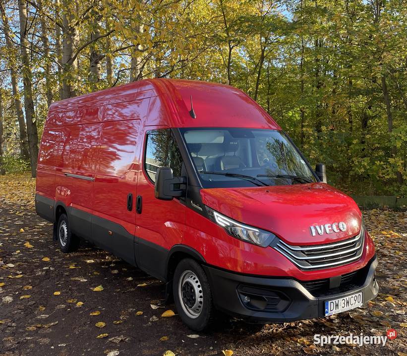 Przeprowadzki Kuba Łopacki transport przewóz