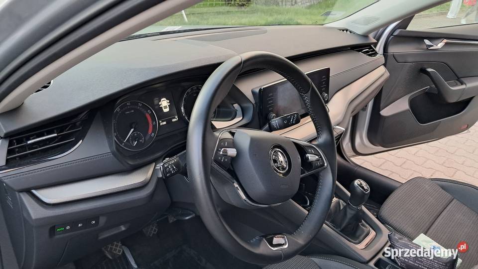 2022 koda Octavia manualna Gogolin