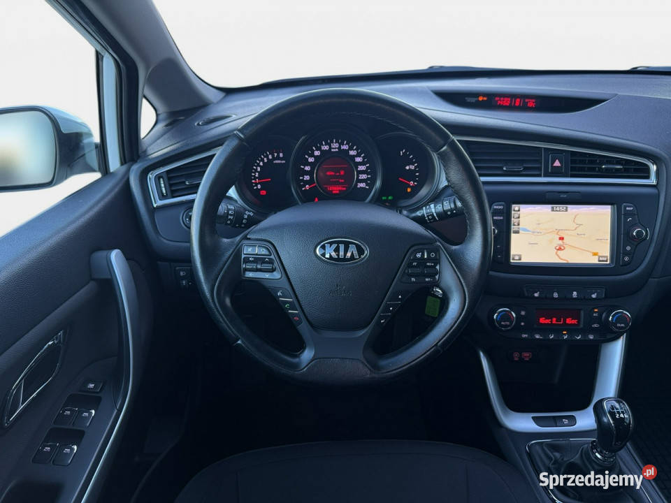 Kia Ceed SW 16GDI 135 M6 2018 r salon benzyna Myślenice