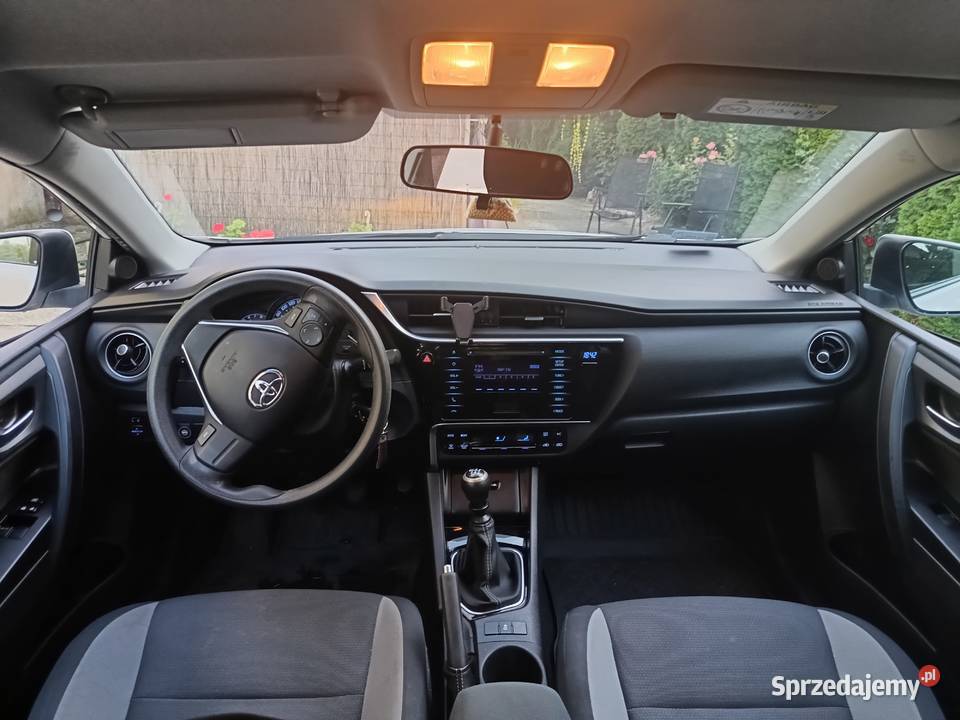 Toyota auris salon PBLPG bezwypadkowa radio Hrubieszów