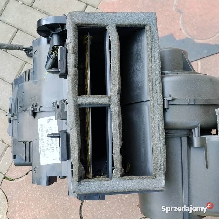 Nagrzewnica kompletna z dmuchawą Ford Focus Mk2 Zbąszyń