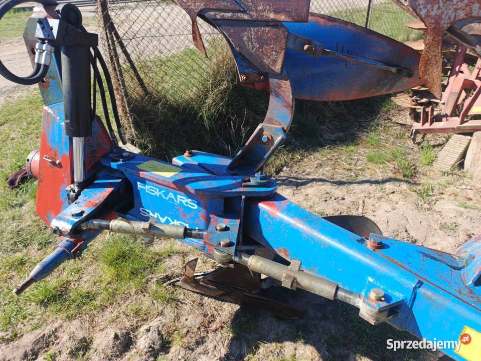 Pług 4 skibowy obrotowy Fiskars overum agrolux Kverneland Skrzydłowo