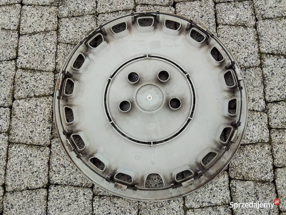 Kołpak Volvo 15 30615582 Kołpaki Opony i felgi Kamieniec sprzedam