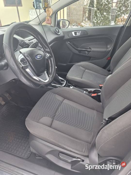 SPRZEDAM FORDA Rok produkcji 2013 świętokrzyskie Kowala sprzedam