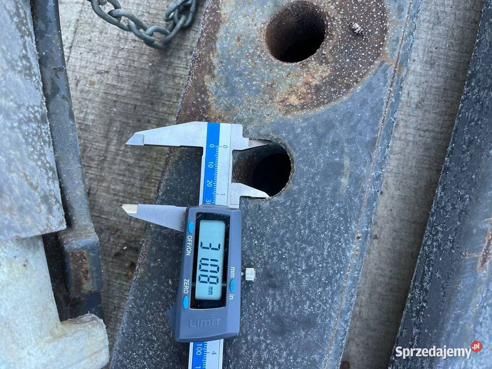 Claas Axion ramiona tylnego podnośnika TUZ Kat 4 Stęszew sprzedam