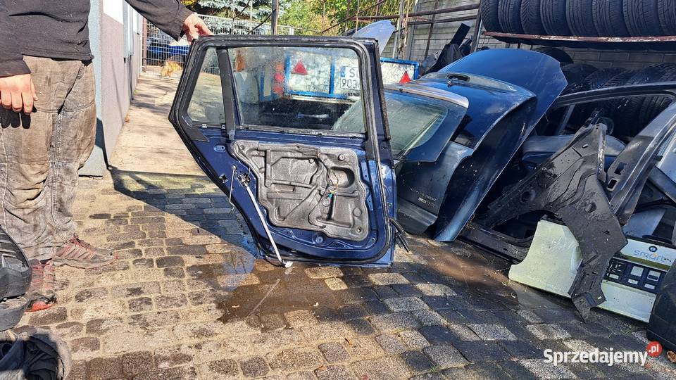 Drzwi lewy tył bmw 3 kombi e91