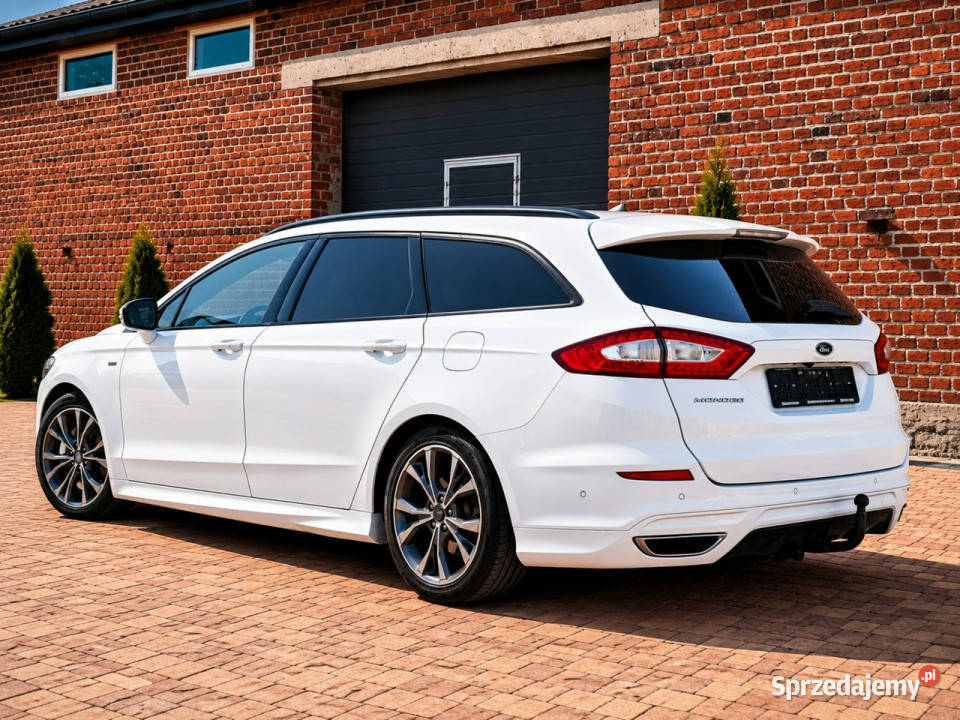 Ford Mondeo Mk5 2014 2000cm3 Sadlno