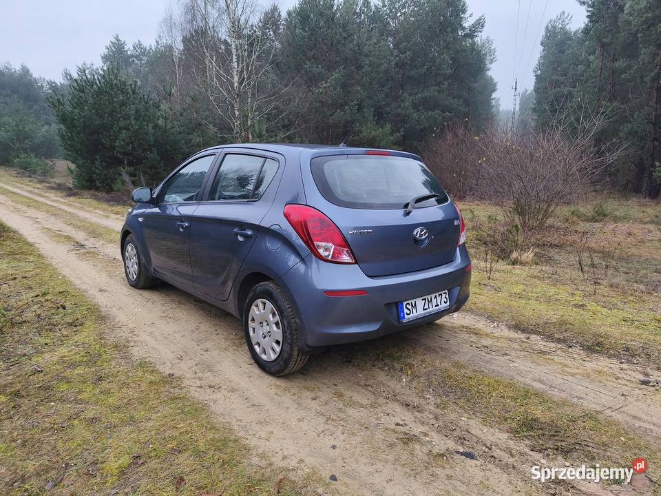 Hyundai i20 12 Benzyna 86 LED Klima 5 Drzwi z Kłobuck sprzedam