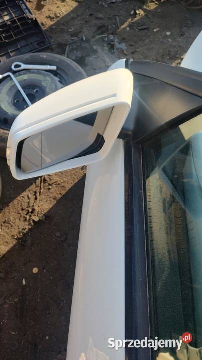 Lusterko lewe prawe Mercedes w204 lift 149 wielkopolskie Książ Wielkopolski