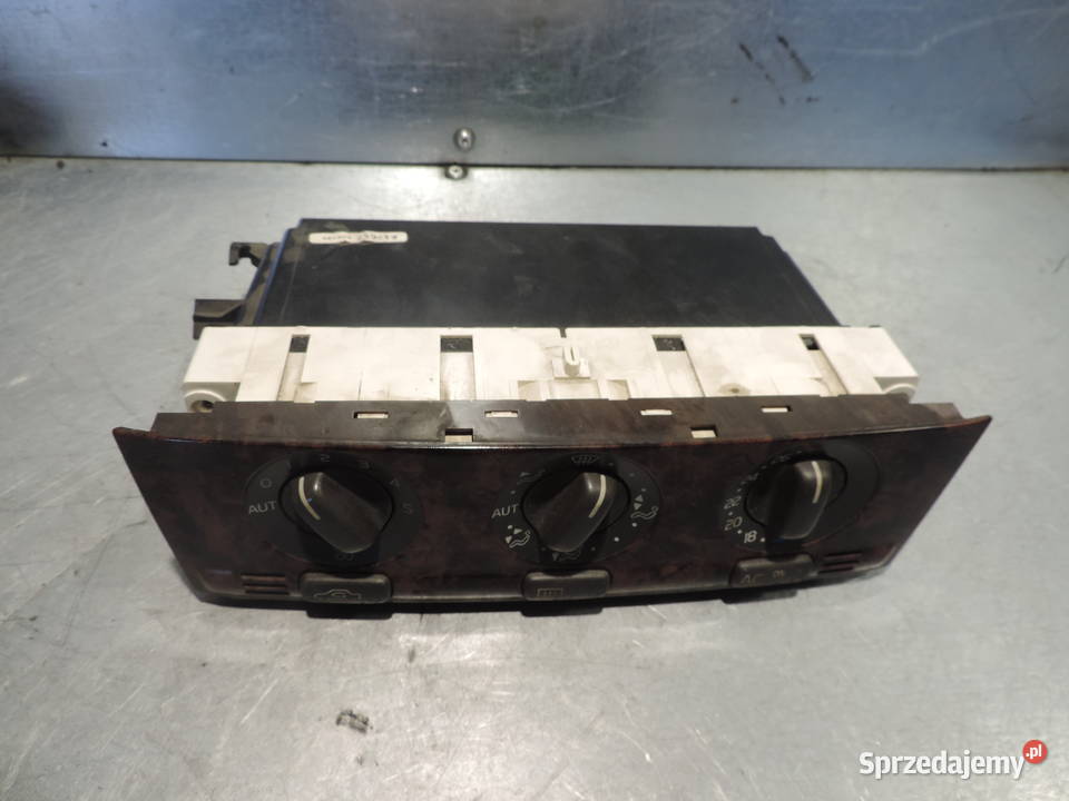 VOLVO V40 I PANEL NAWIEWU KLIMATYZACJI 612657 osobowe Nowy Sącz