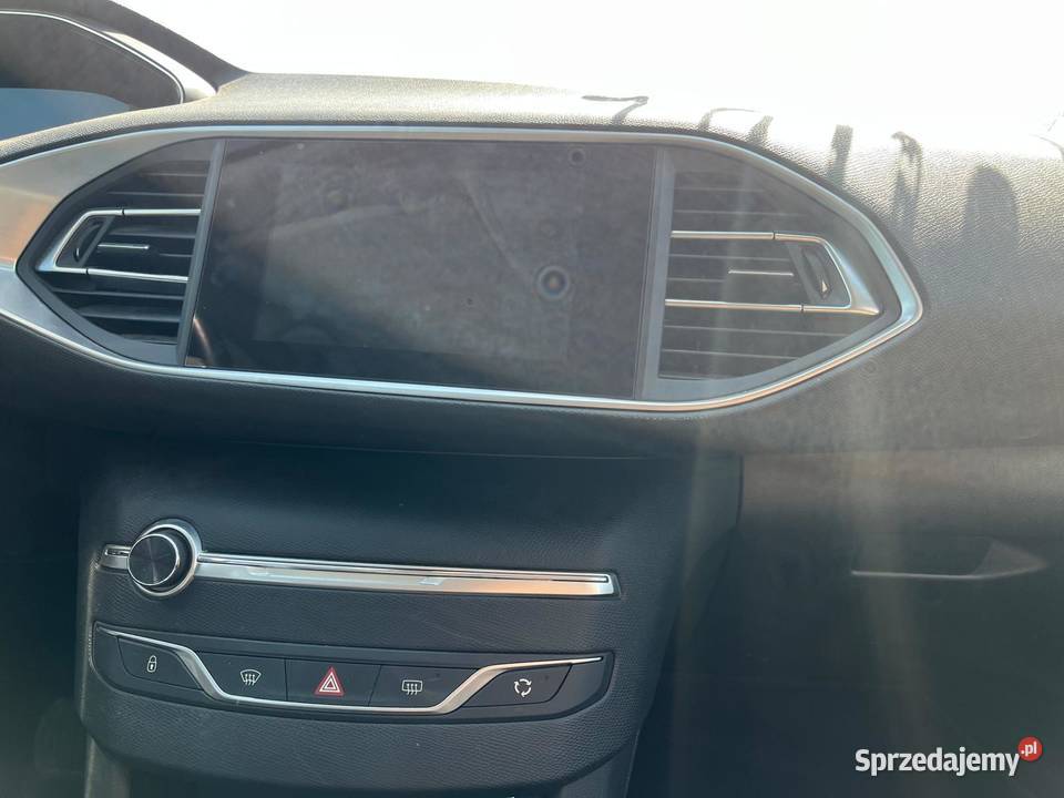 PEUGEOT 308 II SW 15 BlueHDi 130 EAT8 FV868