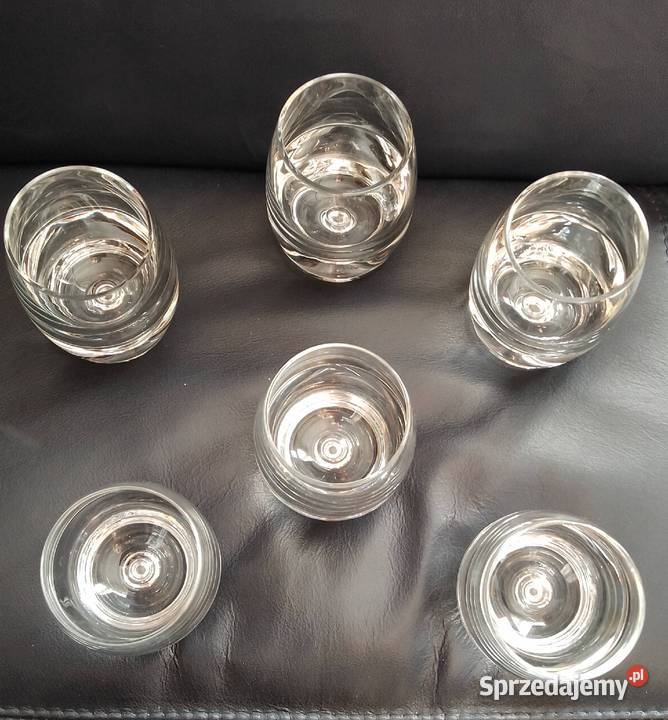 Szklanki z grubym bąbelkowym dnem