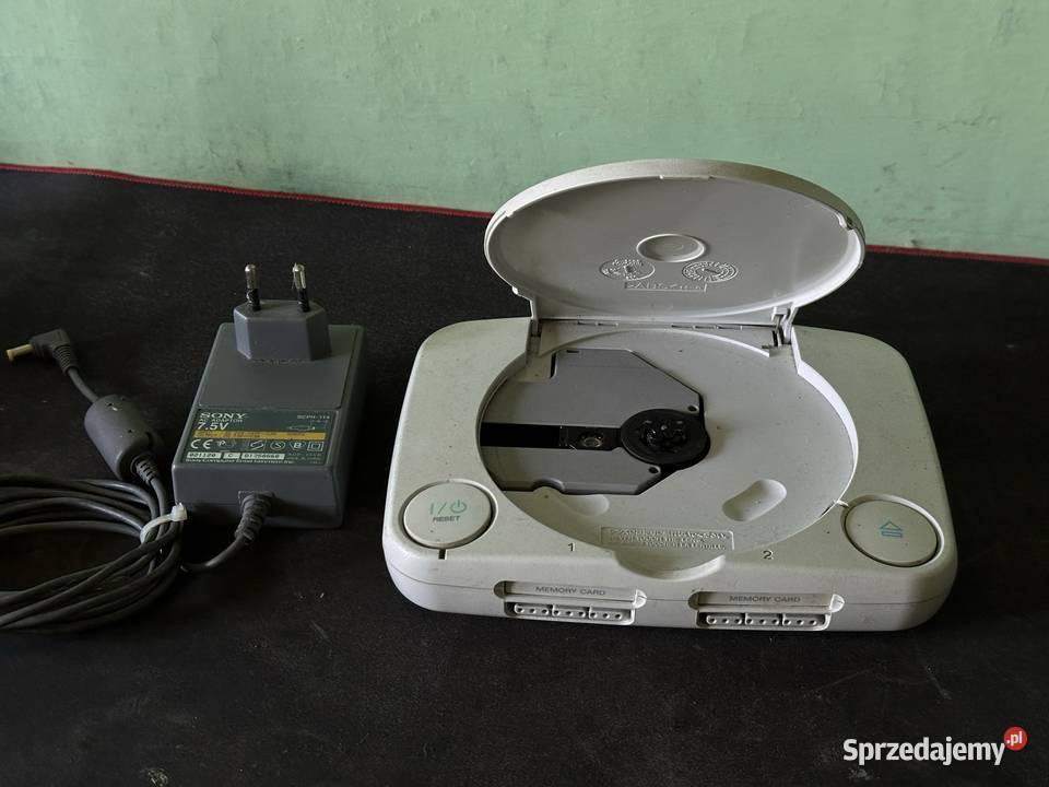 Zestaw dwóch konsol Sony One SCPH102 Sony Playstation Płock sprzedam