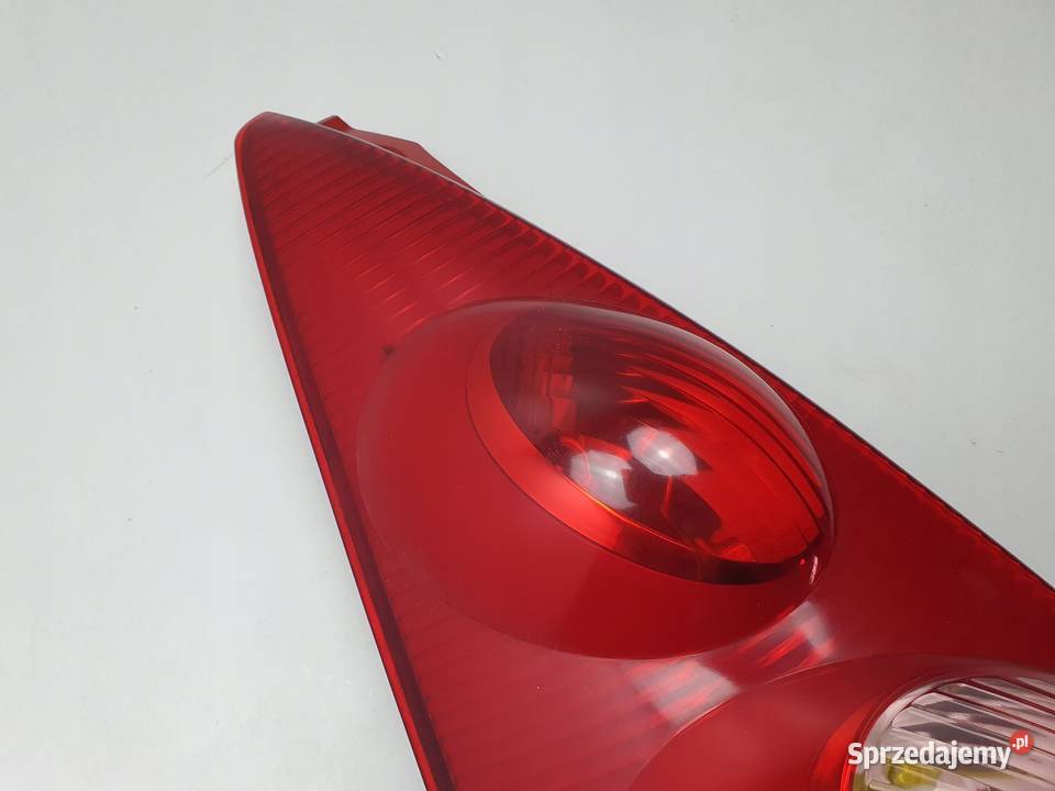 LAMPA LEWA Peugeot 107 Citroen C1 lewy tył tylna Chełm