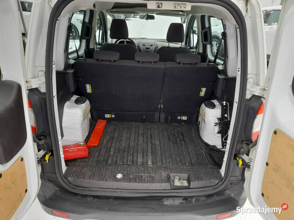 Ford Transit Courier ładny zarejestrowany i komputer pokładowy Lipiany