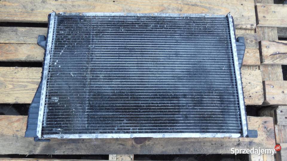 BMW E38 LIFT 01r chłodnica wody 99000654 osobowe