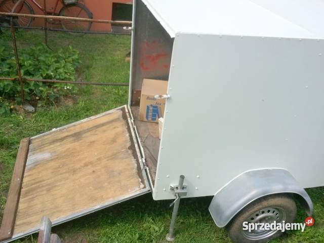 Przyczepa skrzyniowa blaszana zamykana Karczew