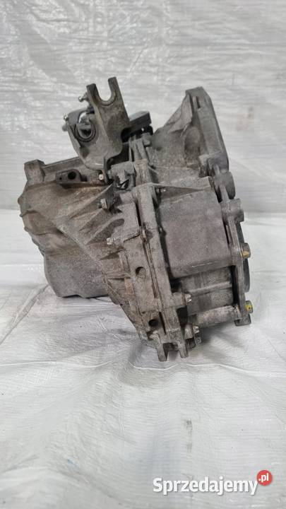 SKRZYNIA BIEGÓW OPEL ANTARA F40 55567634 osobowe sprzedam
