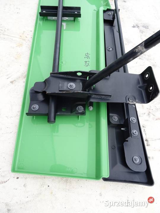 OWIEWKA KABINY PRAWA RENAULT TRUCKS T 82636497