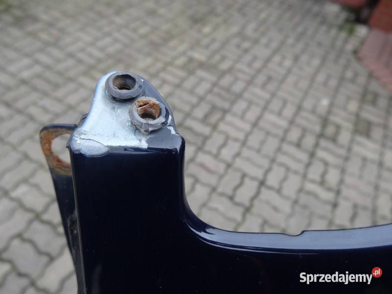 AUDI A8 D2 9902 BLOTNIK LEWY PRZOD LY5K Przemęt