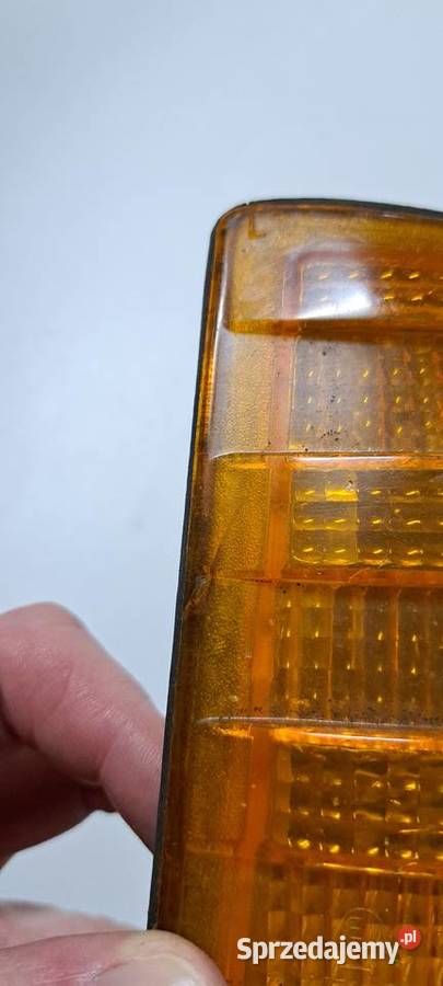 Kierunkowskaz lewy HELLA Mercedes W123 Luzino sprzedam