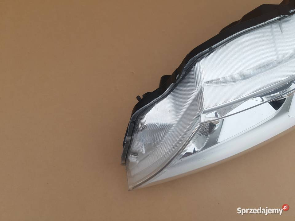 SUZUKI VITARA III REFLEKTOR LEWY LAMPA LEWA Trzciel