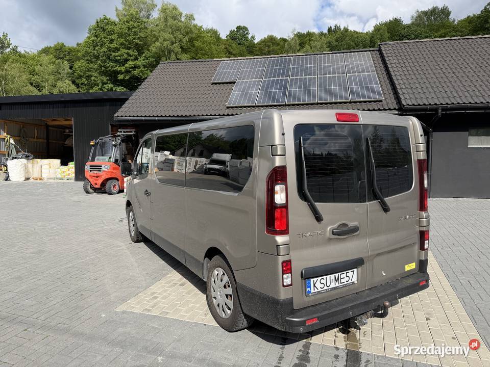 Renault Trafic 9 osób 16 125 Zadbany 125KM