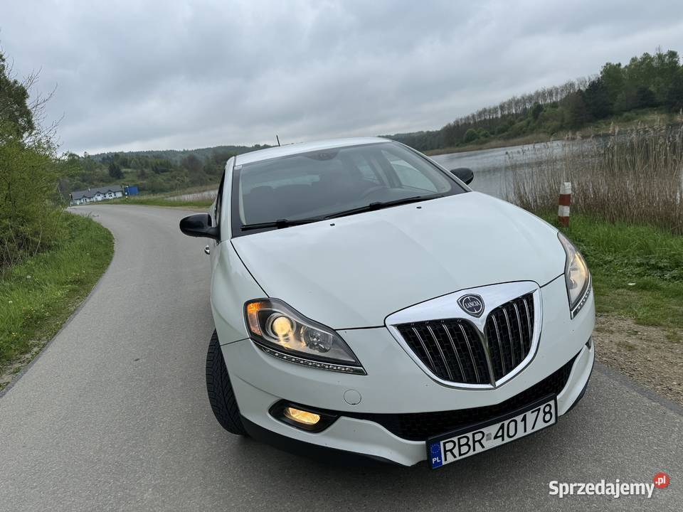 Sprzedam Lancia Delta 3 zadbana 2 komplety kół Brzozów sprzedam